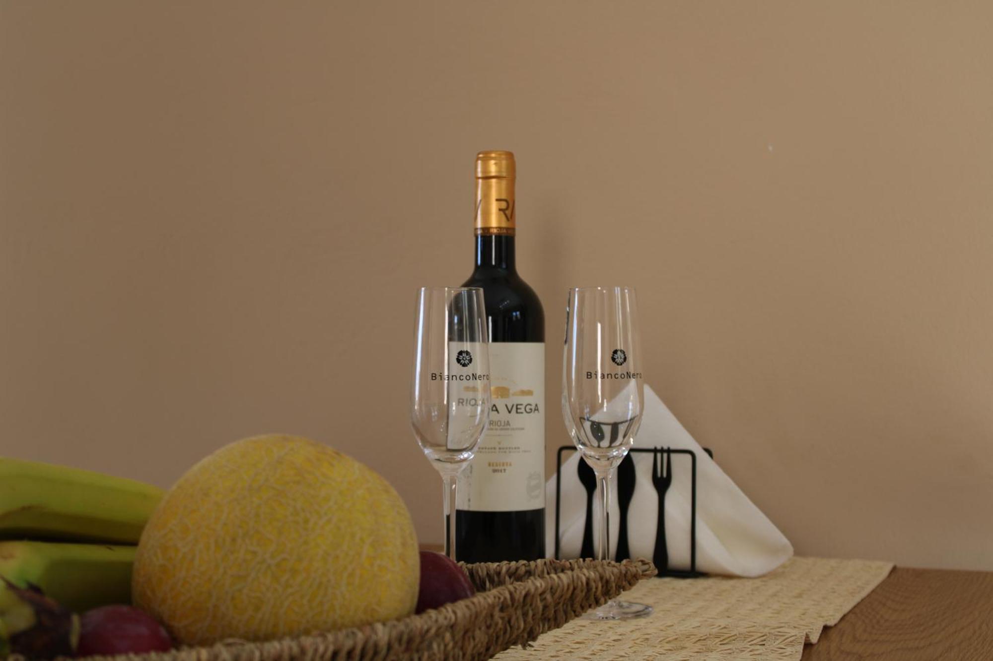 Milolithos Paleochora Apartment Екстериор снимка